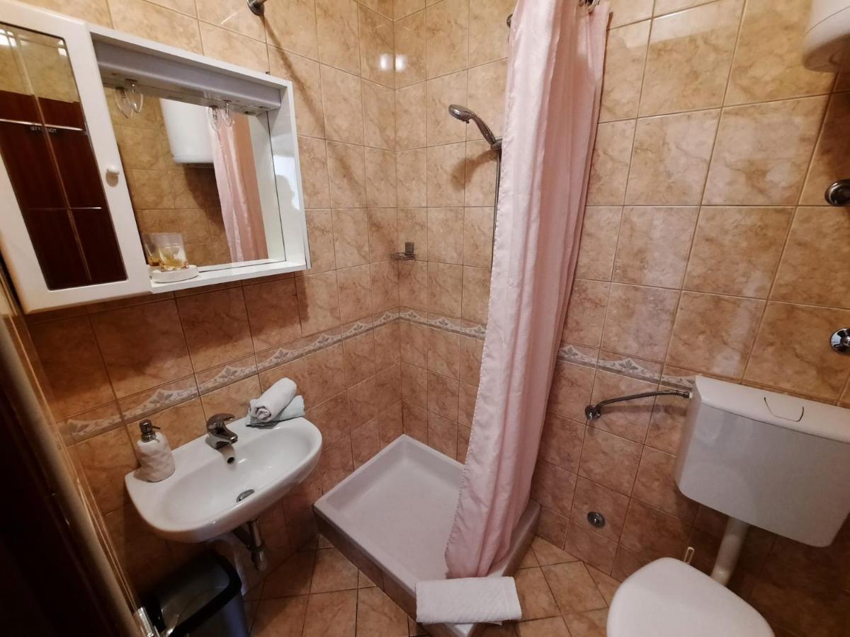 Apartments With A Parking Space Pakostane, Biograd - 14054 מראה חיצוני תמונה