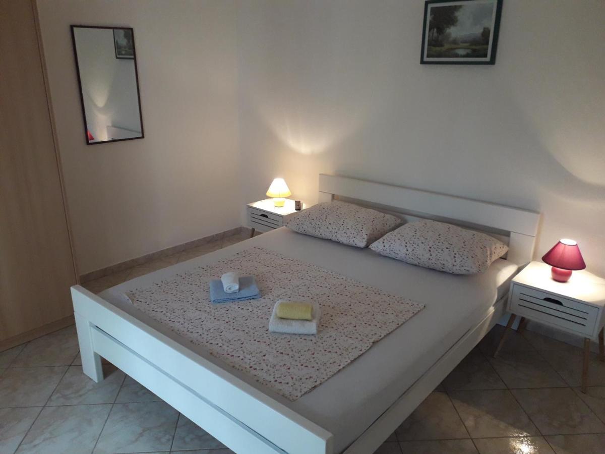 Apartments With A Parking Space Pakostane, Biograd - 14054 מראה חיצוני תמונה